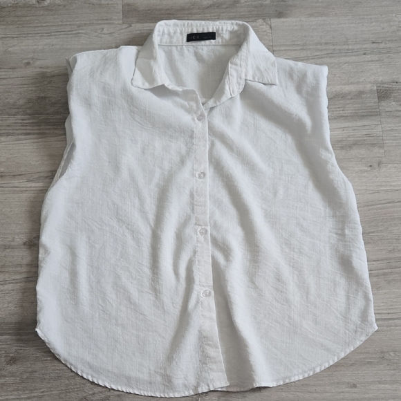 SHEIN White Sleeveless Top - Picture 1 of 4